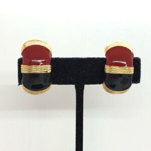 VINTAGE GAY BOYER CLIP ON EARRINGS RED BLACK ENAMEL GOLD TONE 80S BAMBOO MOBWIFE